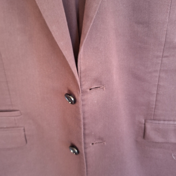 Express 2 Piece Pants Suit Slim Fit Pants Sz33/30 Jacket Sz14? Maroon 2 Buttons - Picture 3 of 12